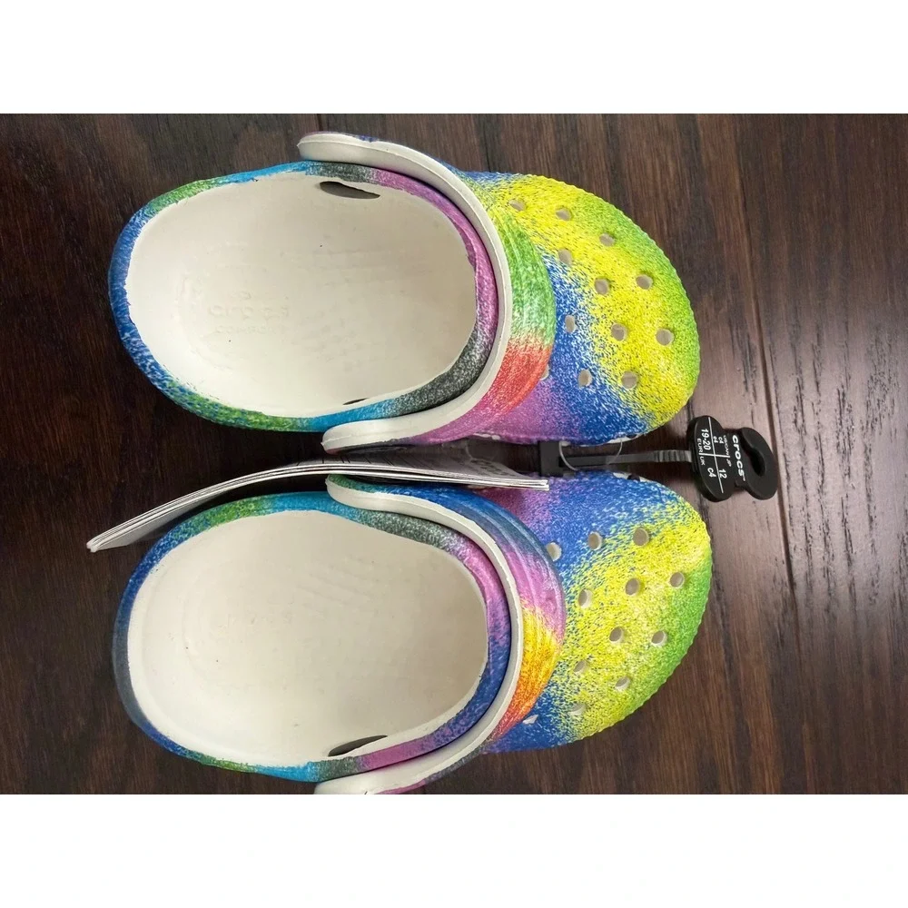 Crocs Toddler Classic Spray Dye Clog Rainbow Multi Color 208094-94S Size C4